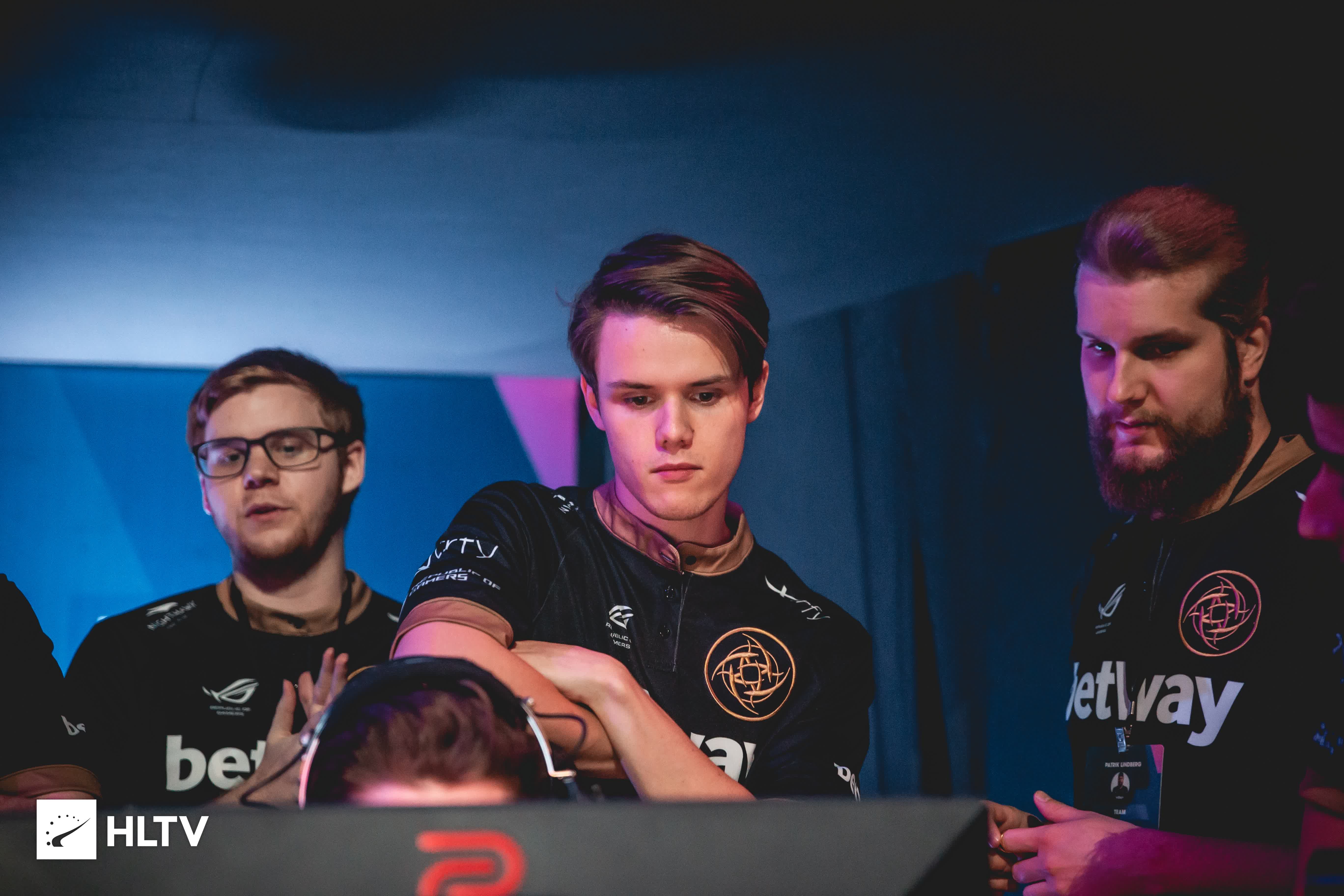 本土青训 本土青训